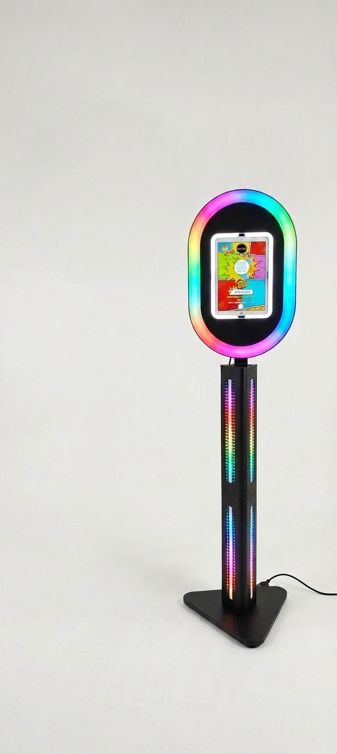 Black Selfie Pod